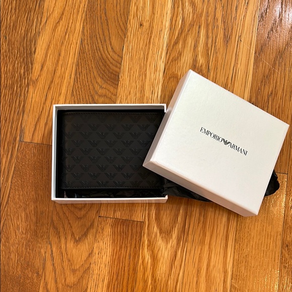 Emporio Armani Black Wallet NWT - Picture 1 of 5